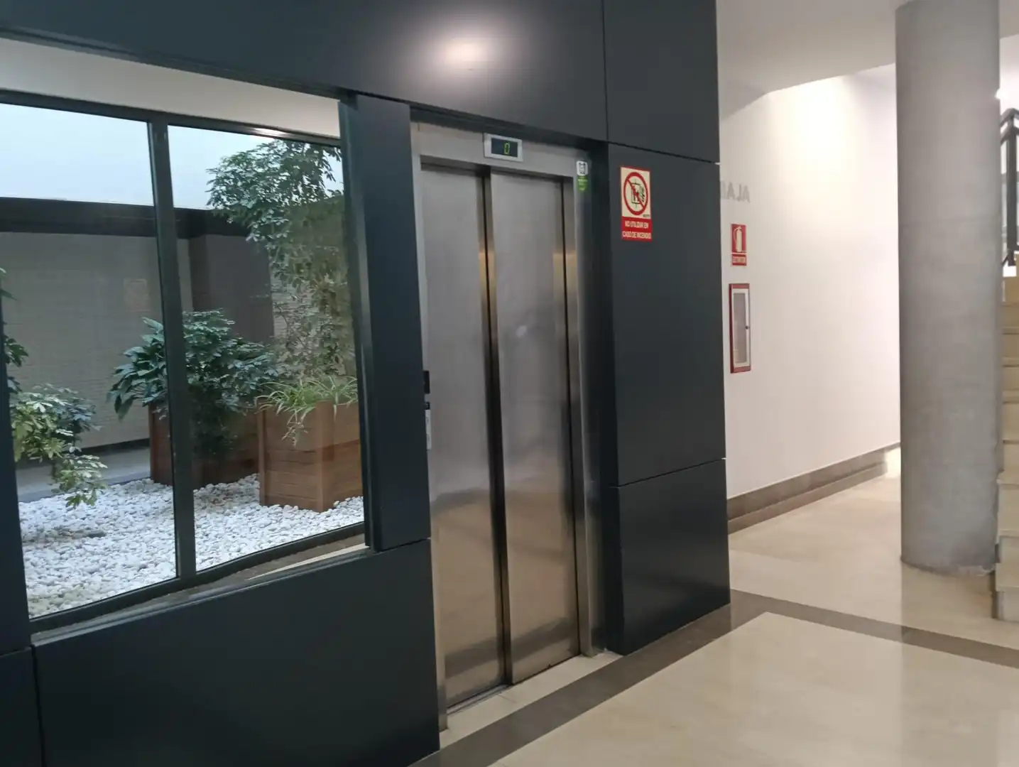 Flat for sale in Málaga  with Air Conditioner, Private garden and Terrace
