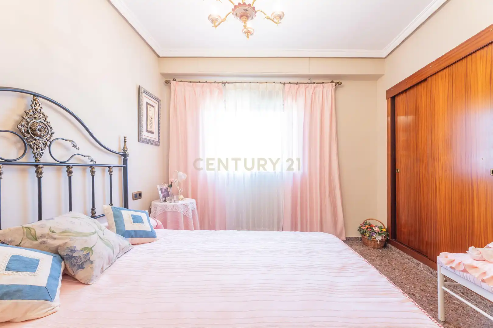 Casa o chalet en venta en CL FUTURO(EL)-MIRASOLES 13GODELLETA (VALENCIA), -1, Godelleta