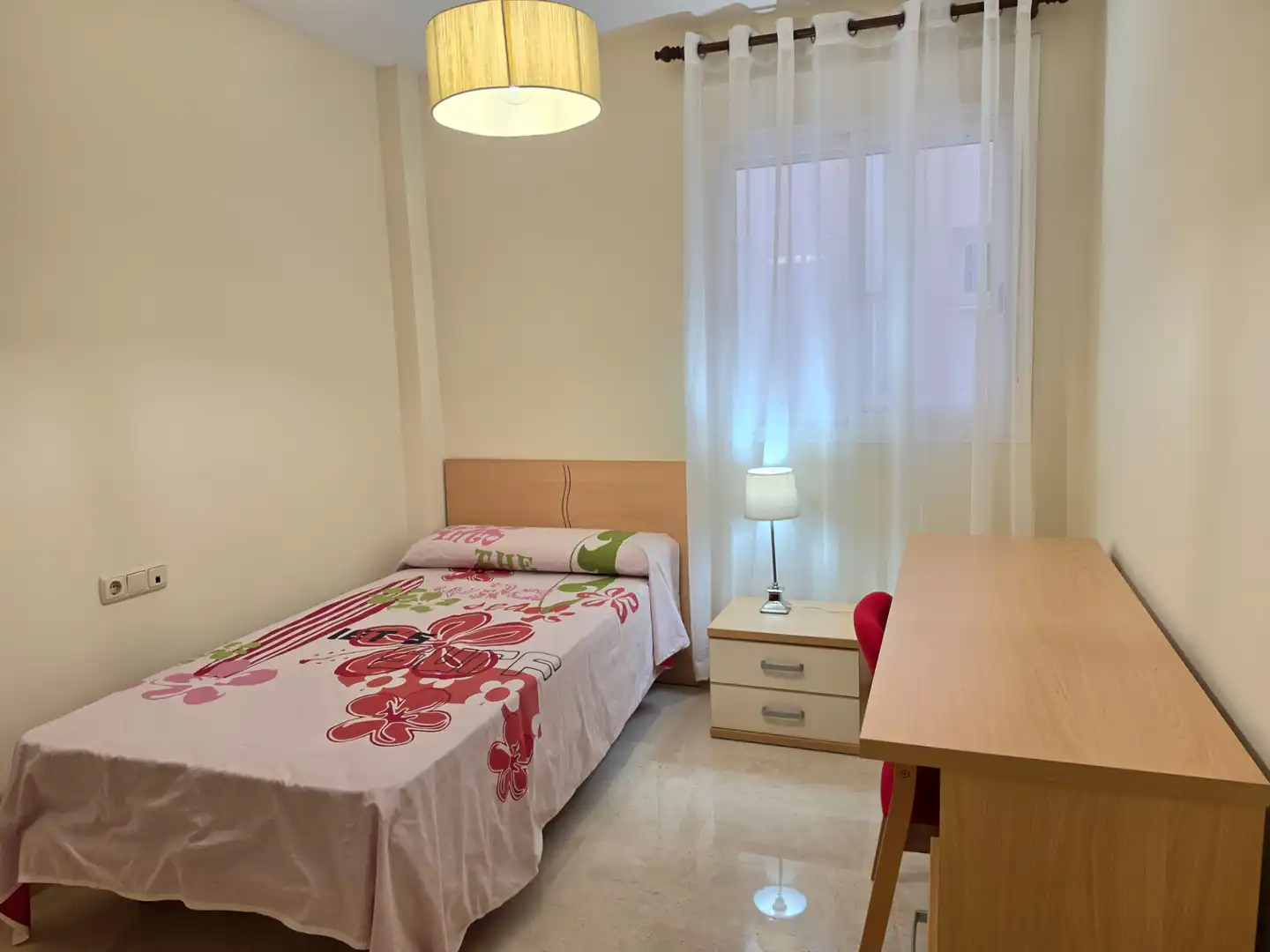 Bedroom of Flat for rent in Málaga  with Air Conditioner, Terrace and Furnished