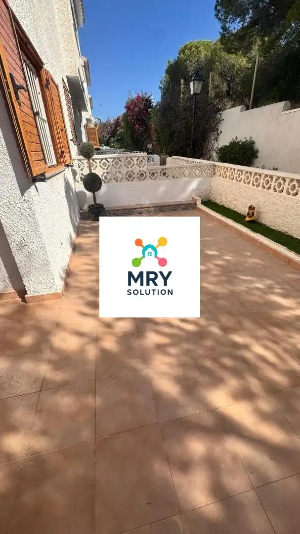 Terrassa de Casa o xalet en venda en Orihuela