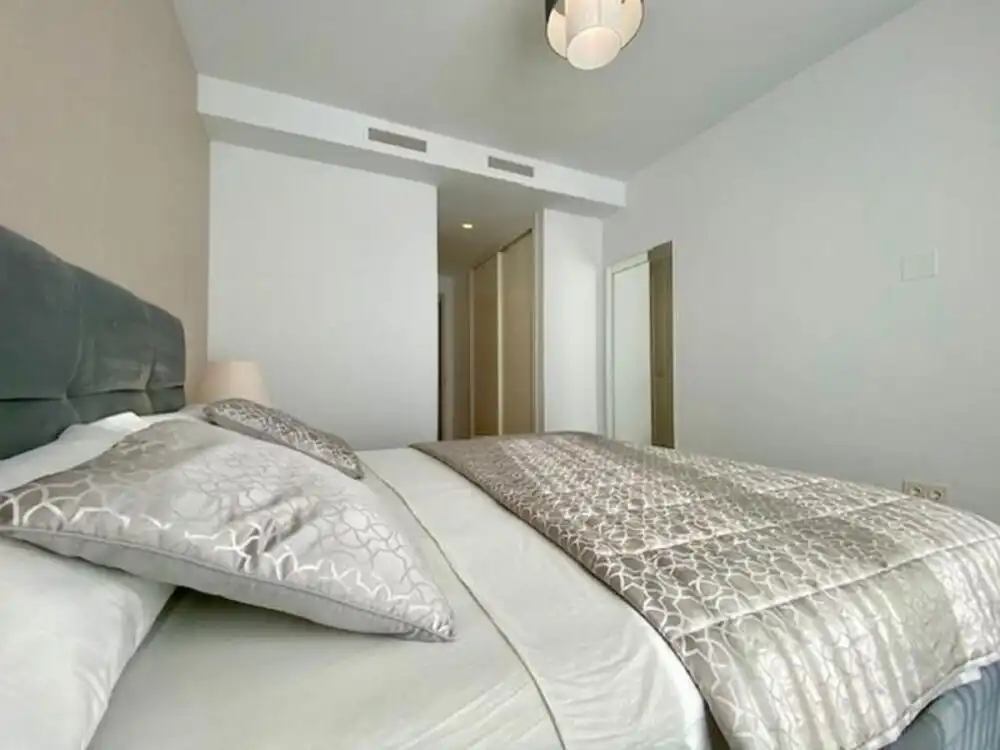Dormitori de Casa o xalet de lloguer en Estepona amb Aire condicionat, Jardí privat i Terrassa