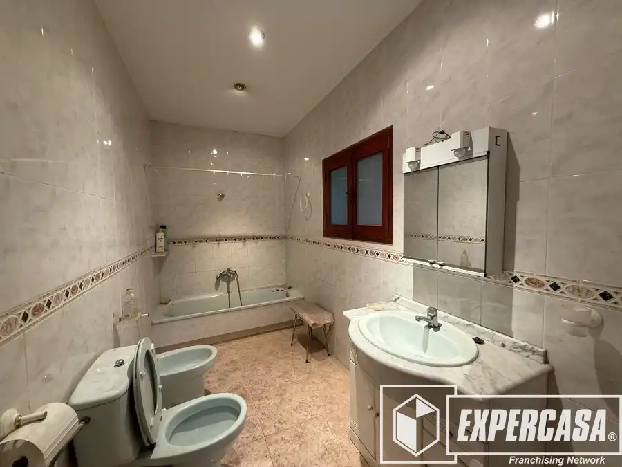 Baño de Finca rústica en venta en Llíria