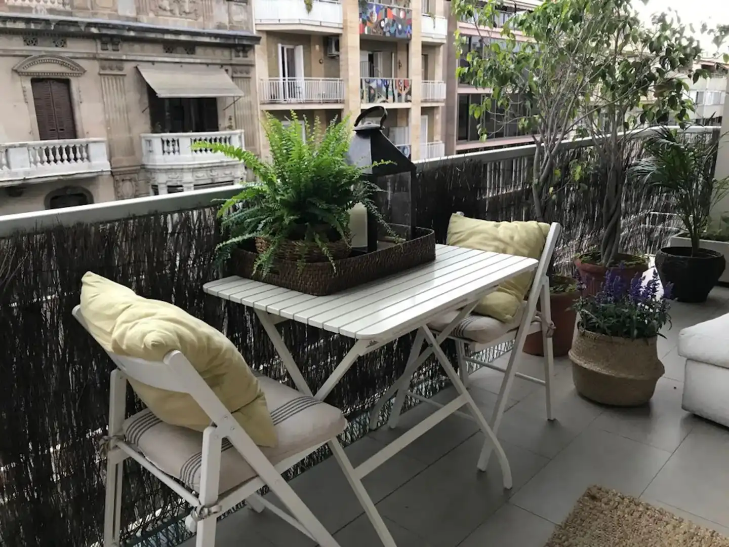 Terrassa de Pis per a compartir en Sarrià - Sant Gervasi