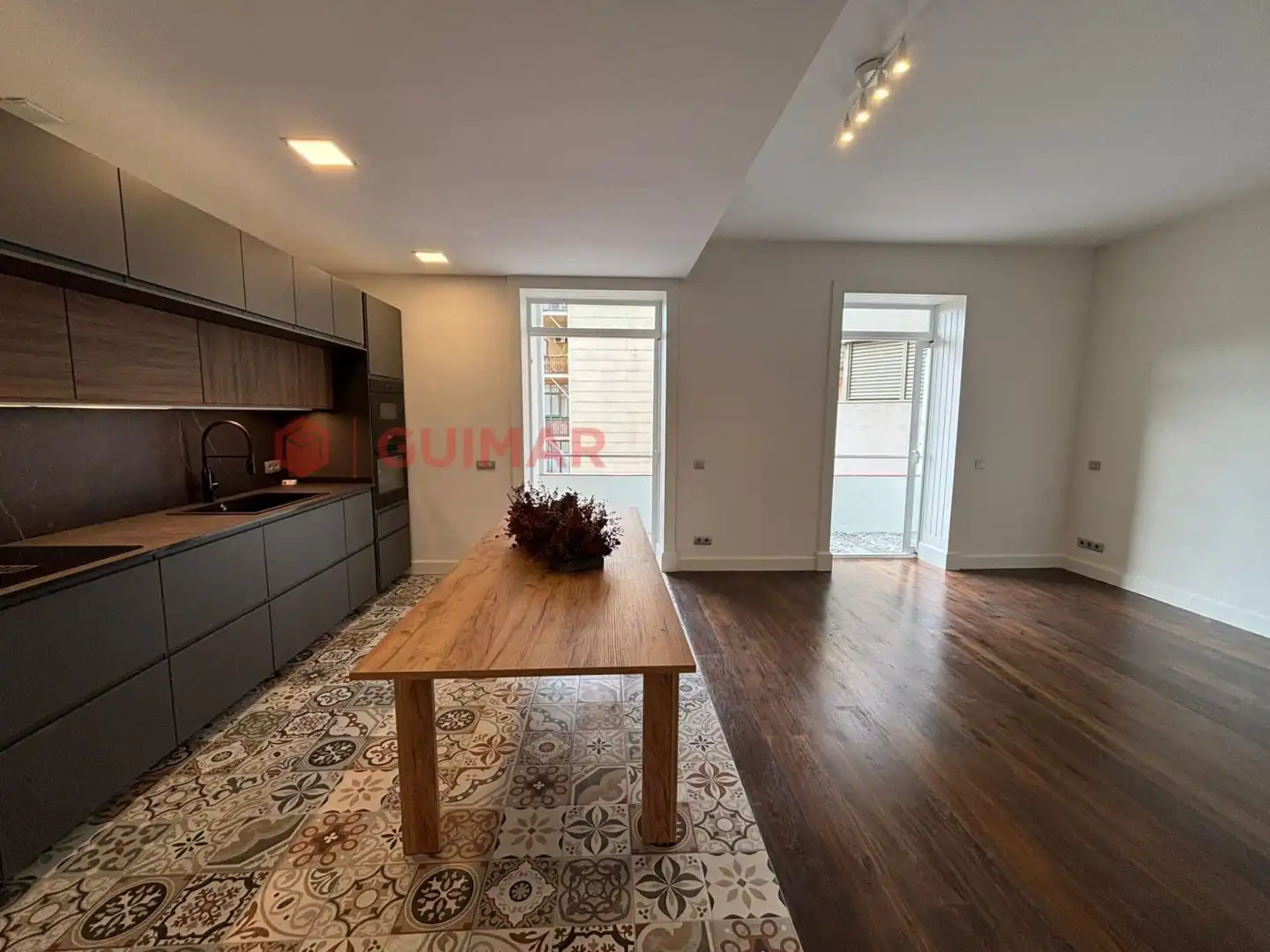 Flat with terrace for sale in Barcelona - Rambla CATALUNYA, imagen 2