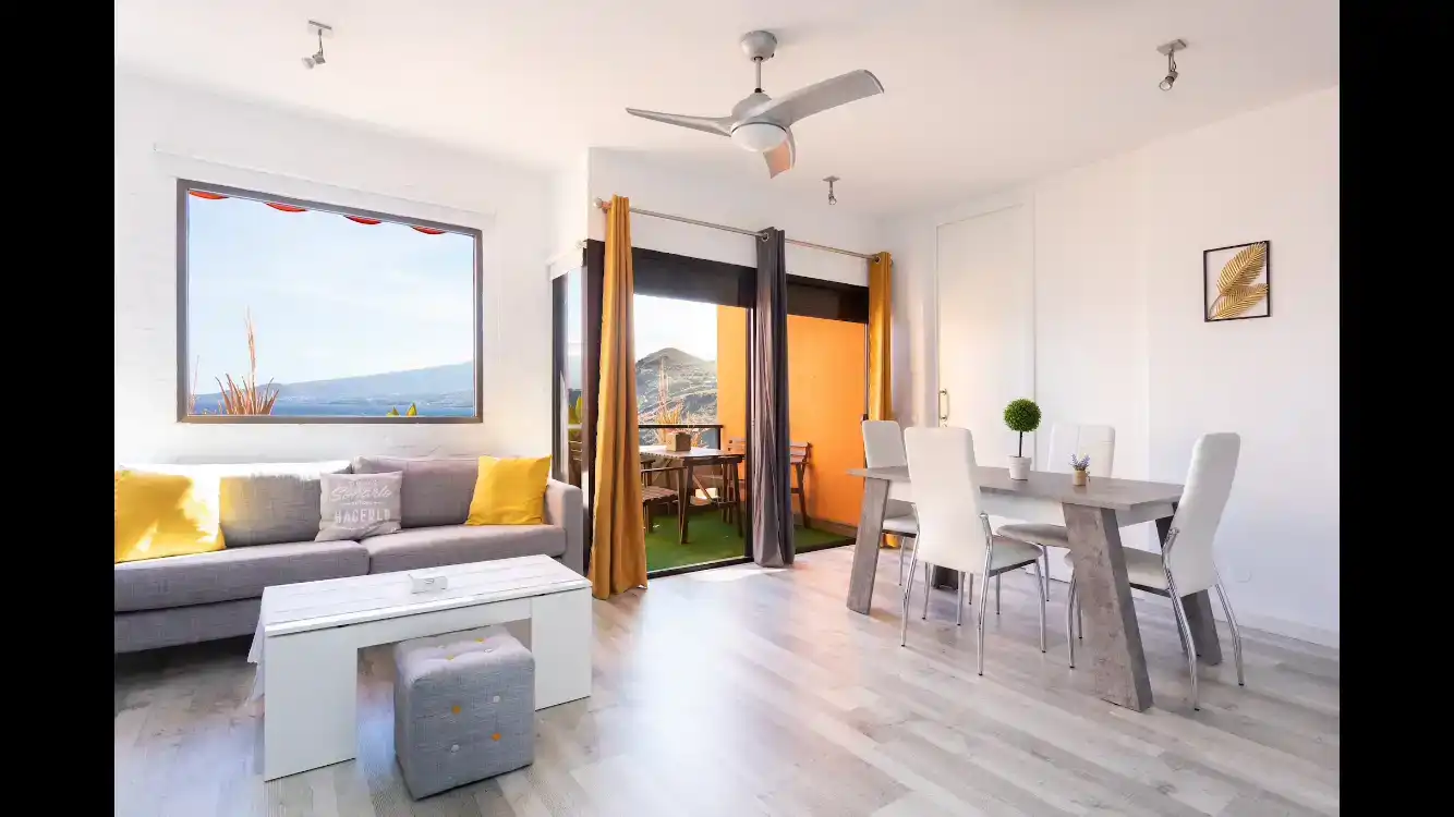 Wohnzimmer von Wohnung zur Miete in El Rosario mit Klimaanlage und Schwimmbad