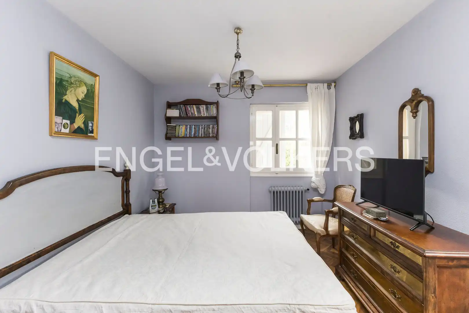 Dormitori de Casa o xalet en venda en Tres Cantos amb Calefacció, Jardí privat i Parquet