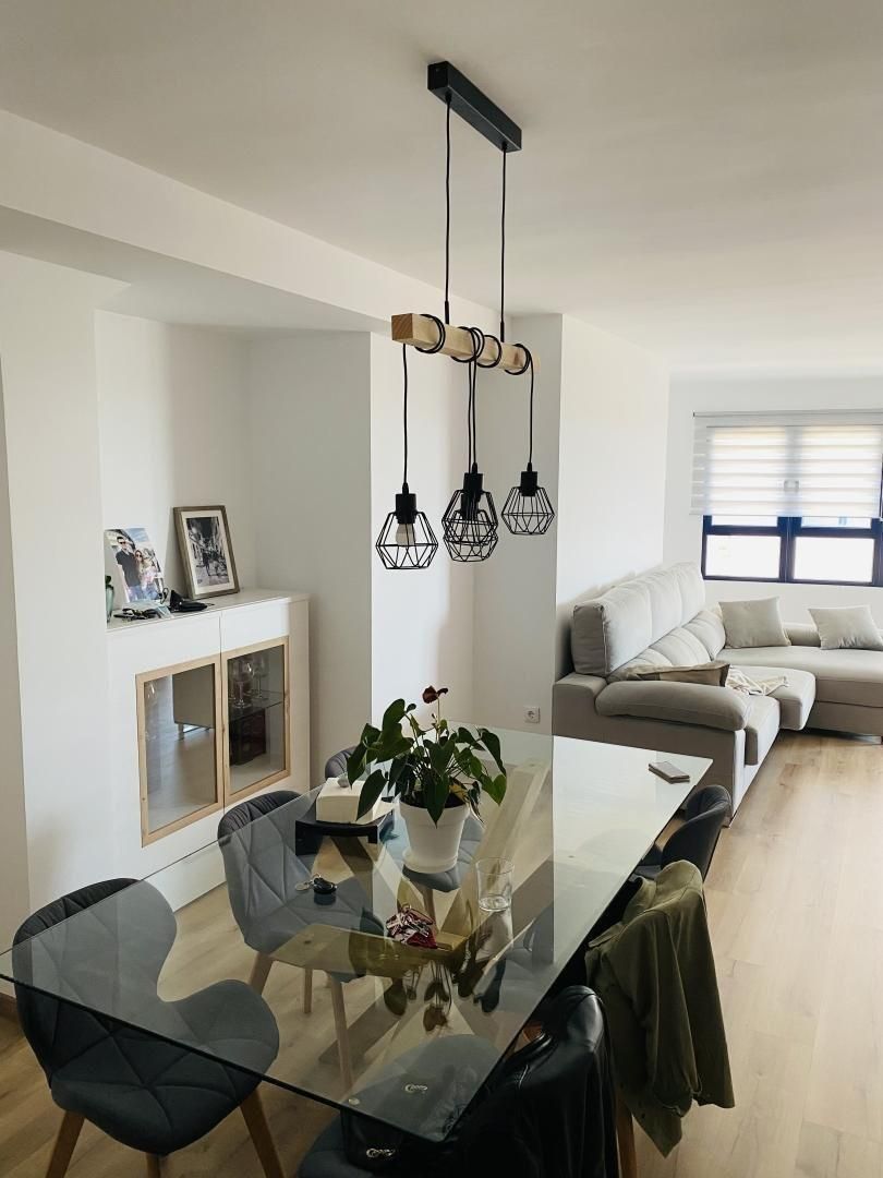 Living room of Flat for sale in  Valencia Capital  with Air Conditioner, Heating and Private garden