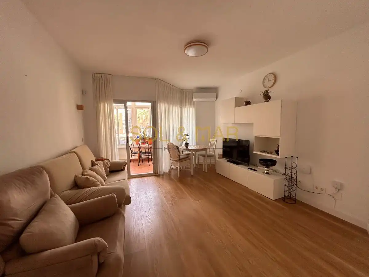 Apartamento con piscina en alquiler en Centro