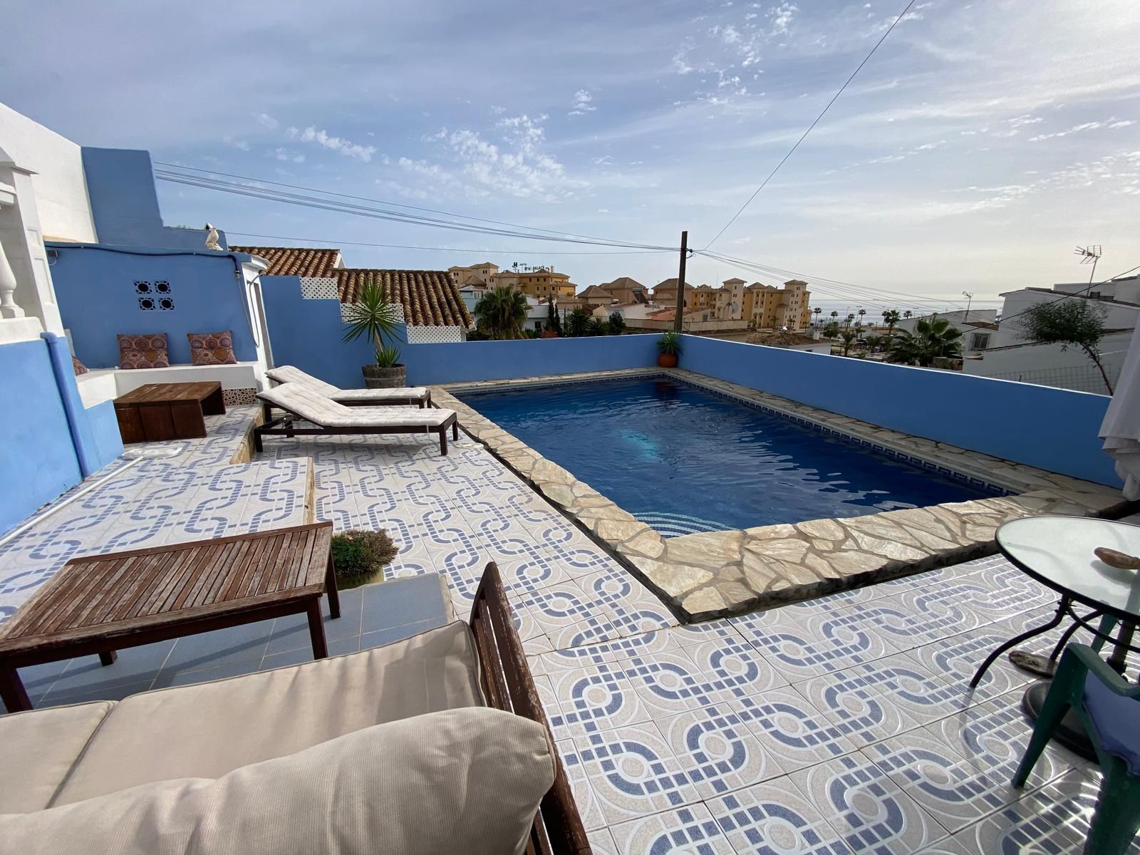 Piscina de Casa adosada en venda en Fuengirola amb Aire condicionat
