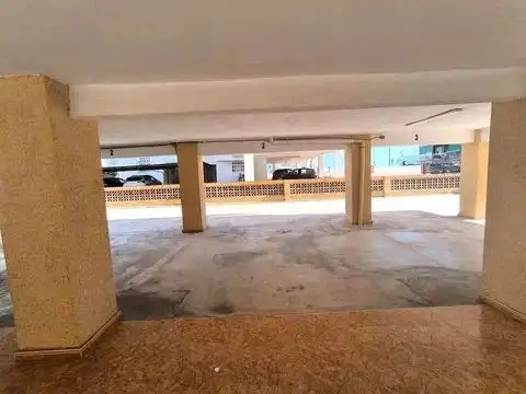 Parkplatz von Wohnung zum Verkauf in Santa Pola mit Terrasse und Abstellraum