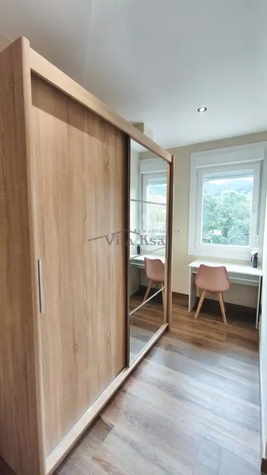 Habitación de Piso de alquiler en Ourense Capital  con Calefacción, Amueblado y Balcón