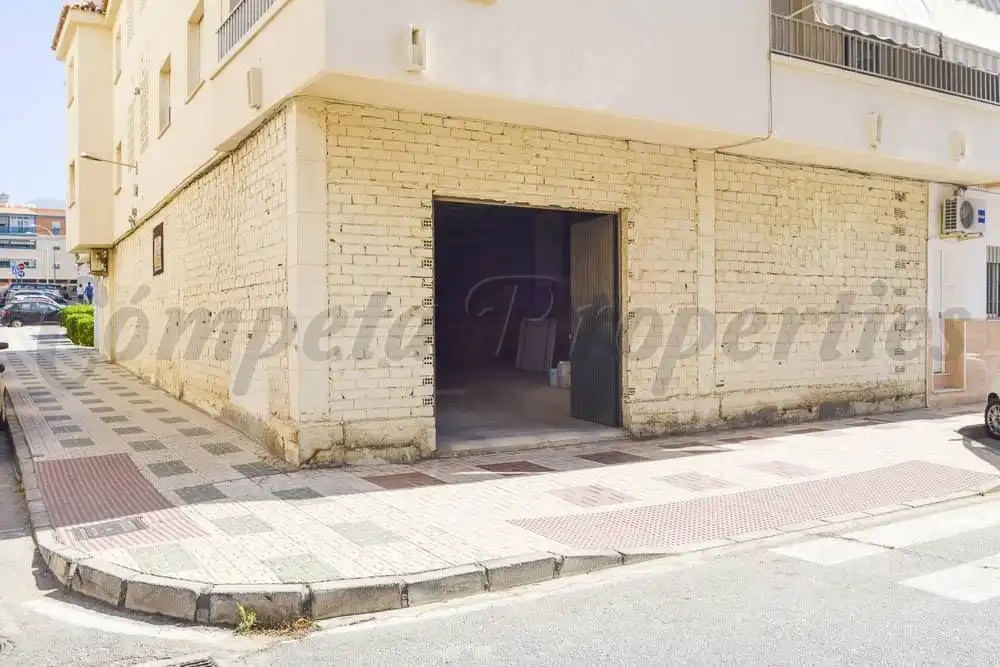 Außenansicht von Geschaftsraum zur Miete in Nerja