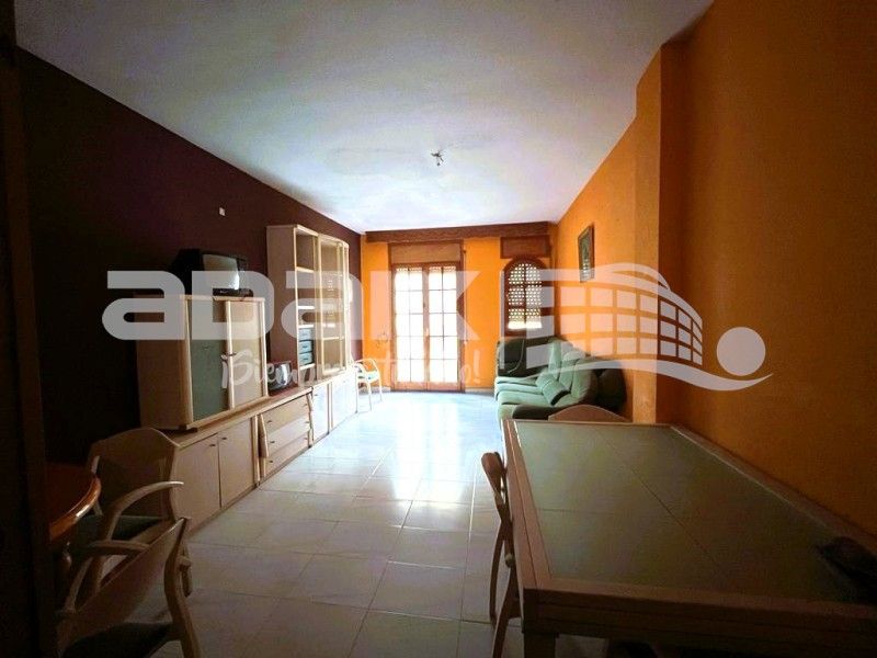 Sala d'estar de Pis en venda en Lucena amb Balcó i Internet