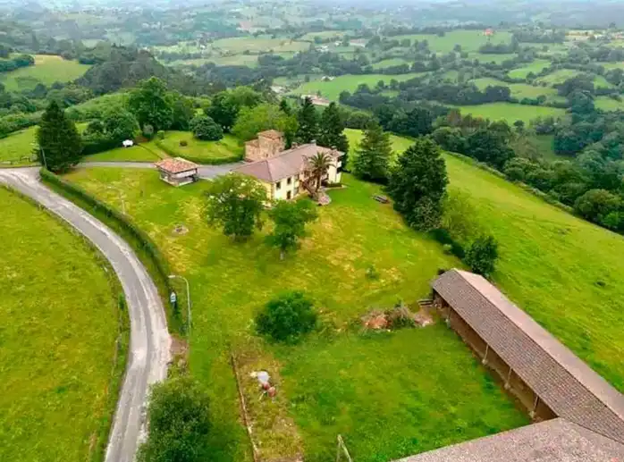Haus oder Chalet zum Verkauf in N/A, Piloña
