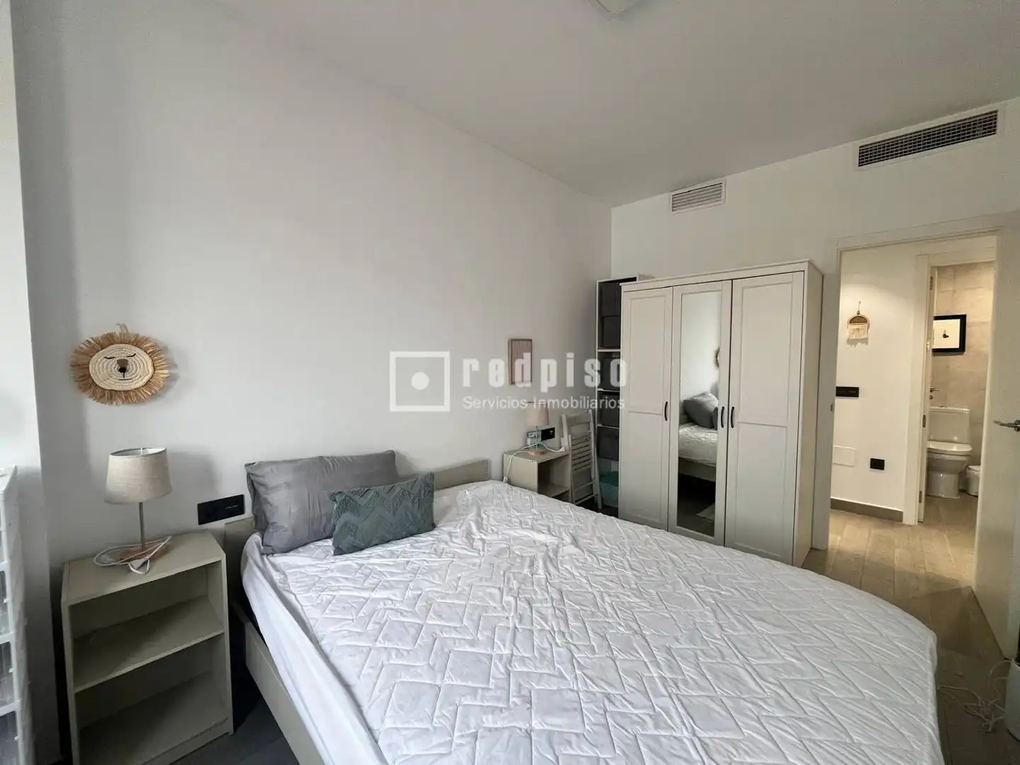 Habitación de Piso de alquiler en Málaga con Aire acondicionado, Calefacción y Terraza