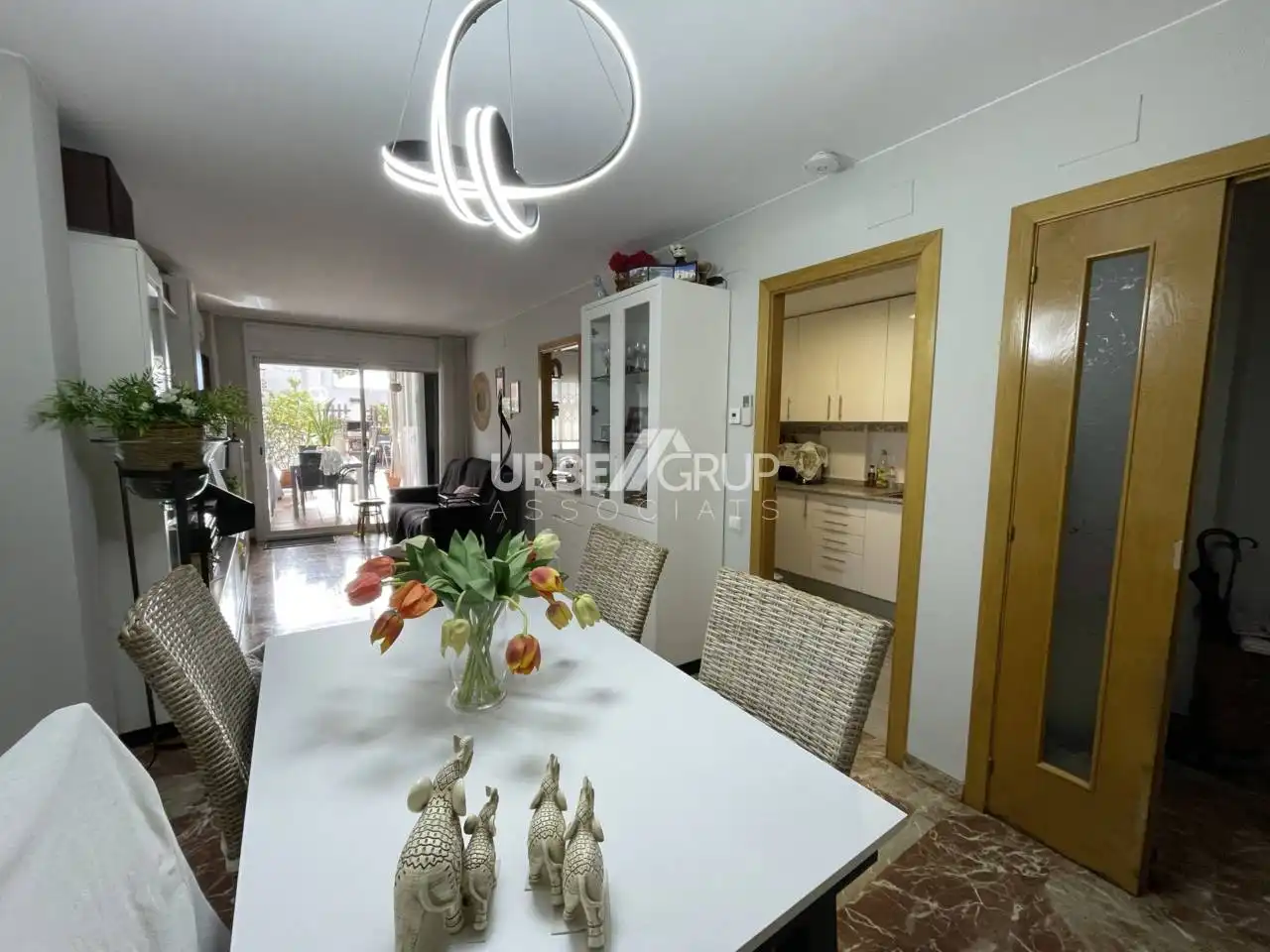 Esszimmer von Wohnung zum Verkauf in Terrassa mit Klimaanlage, Heizung und Privatgarten