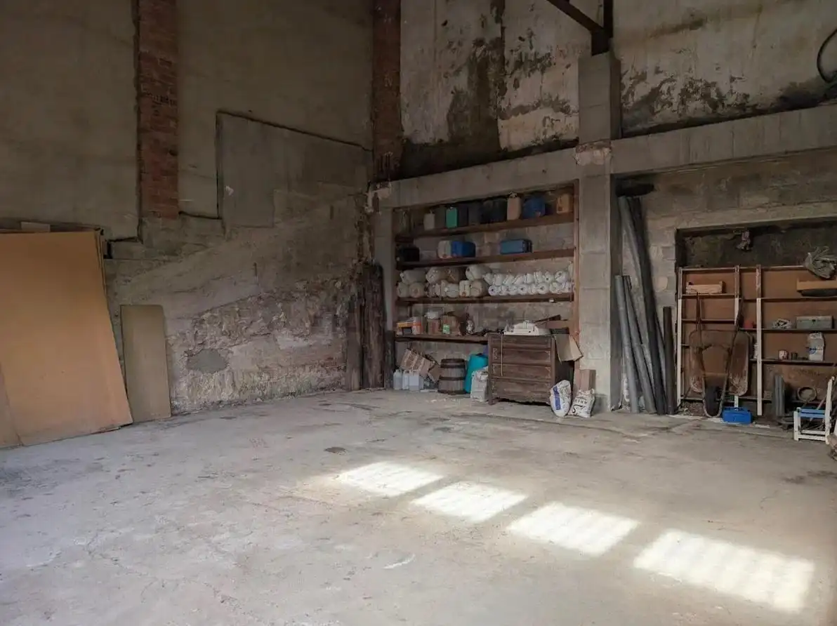 Local comercial en venda a Montserrat