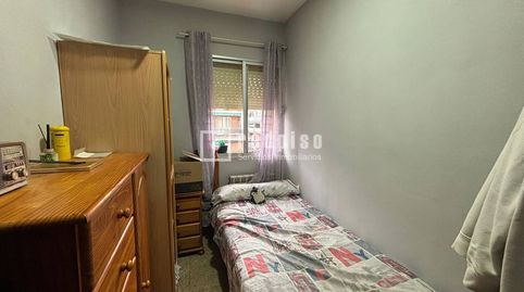 Foto 5 de Piso en venta en De Gonzalo de Berceo, Pueblo Nuevo, Madrid Capital
