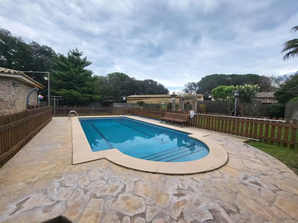 Villa con piscina in vendita a Carrer Mestre Sires 3B, imagen 7