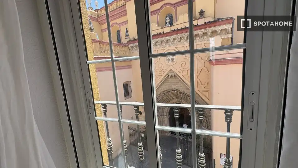Zimmer in Triana Casco Antiguo
