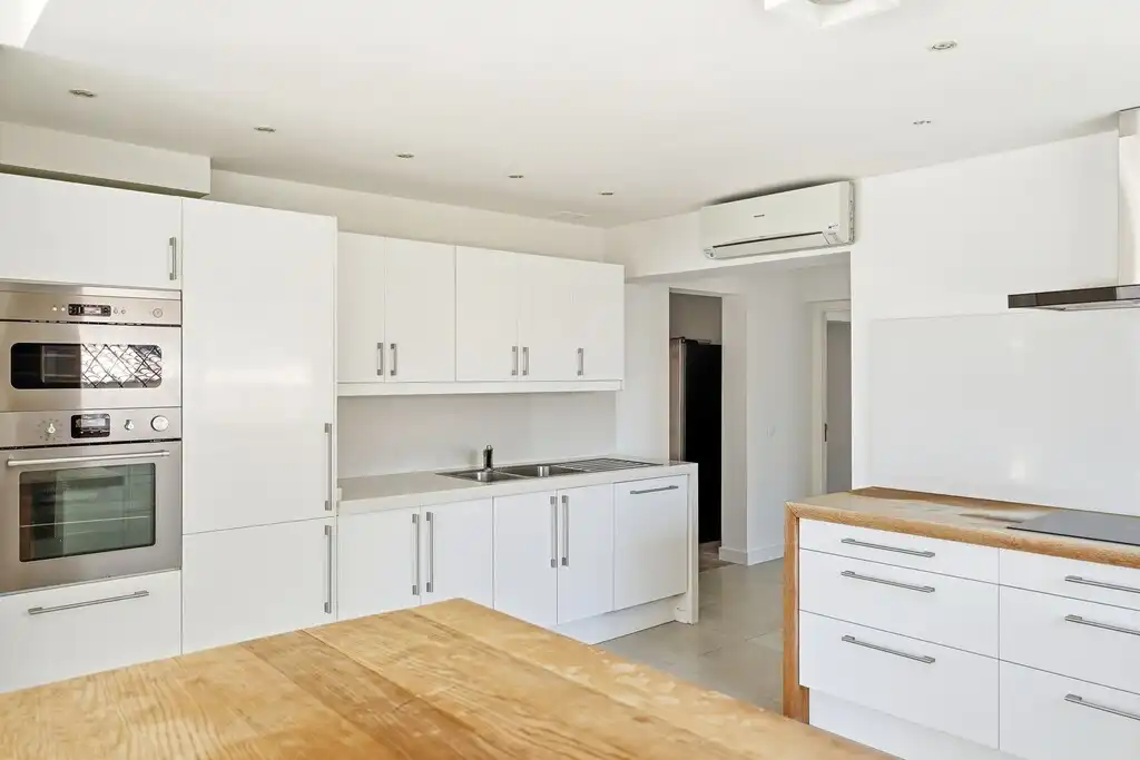 Cuina de Casa o xalet en venda en Calvià amb Aire condicionat, Jardí privat i Terrassa