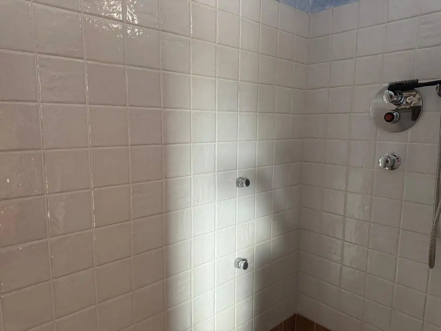 Bany de Casa o xalet en venda en Borriol amb Aire condicionat, Jardí privat i Terrassa