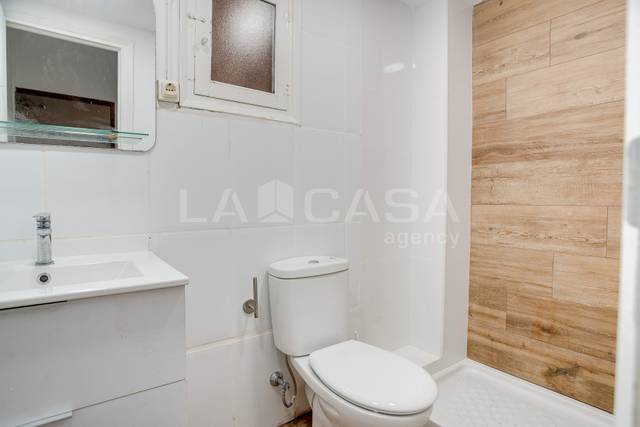 Piso en Venta en Carrer dels Ocells en Sant Pere, Sta. Caterina i la Ribera