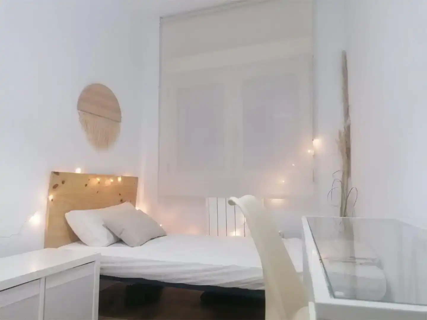 Schlafzimmer von Wohnung zur Miete in Gijón 