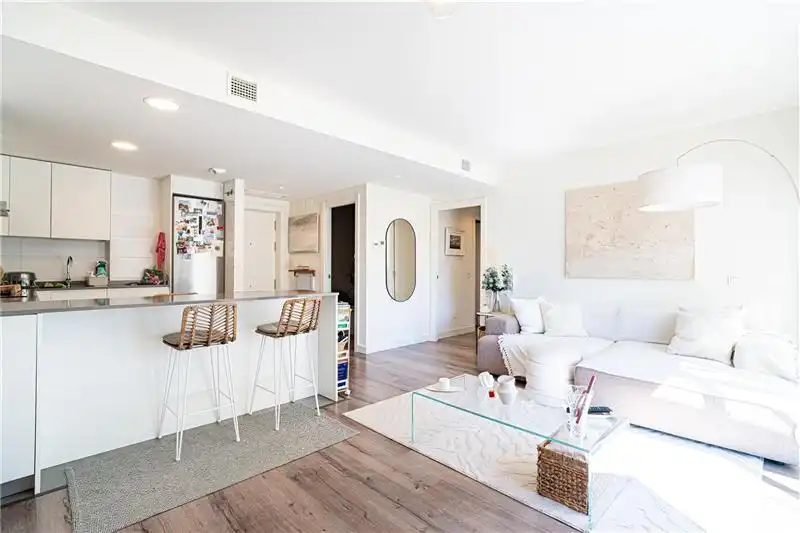 Living room of Flat for sale in Calvià  with Air Conditioner, Terrace and Community pool