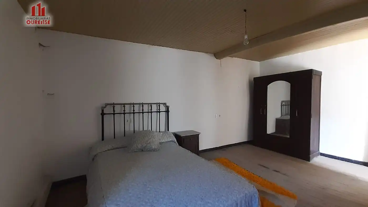 Schlafzimmer von Haus oder Chalet zum Verkauf in Allariz mit Abstellraum und Balkon
