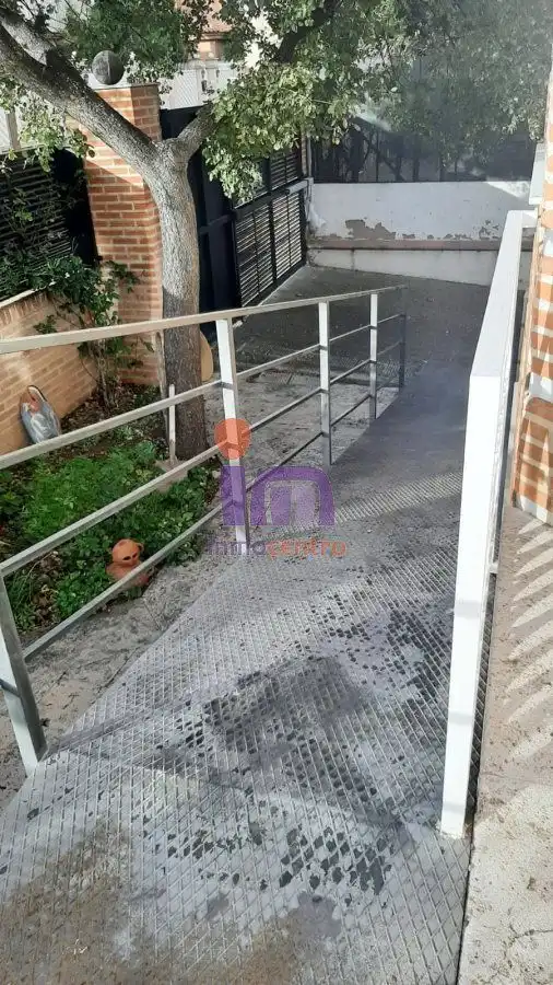 Casa con piscina en venta en Valdepeñas, imagen 7