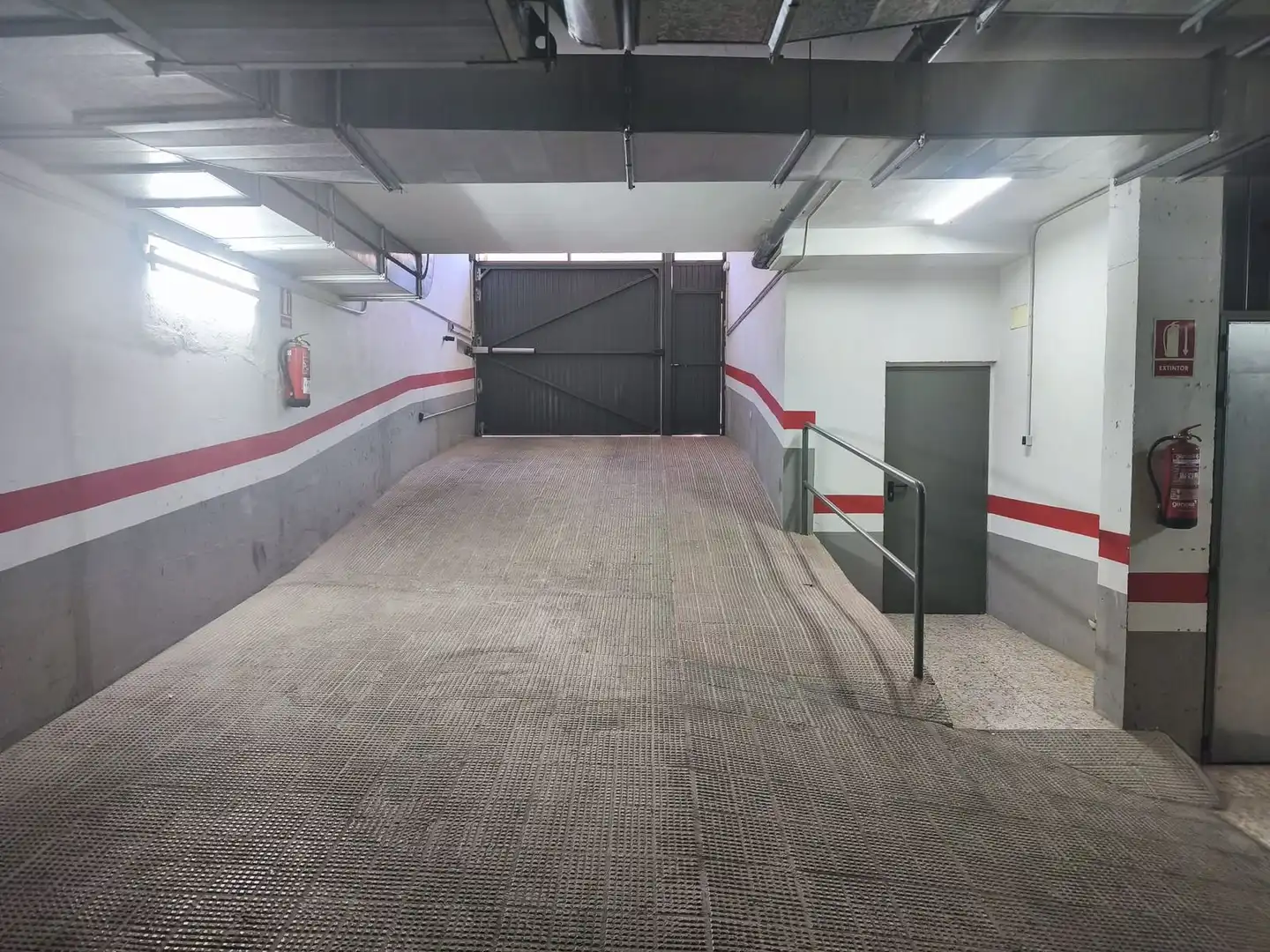 Aparcament de Apartament en venda en Puertollano amb Aire condicionat, Calefacció i Traster