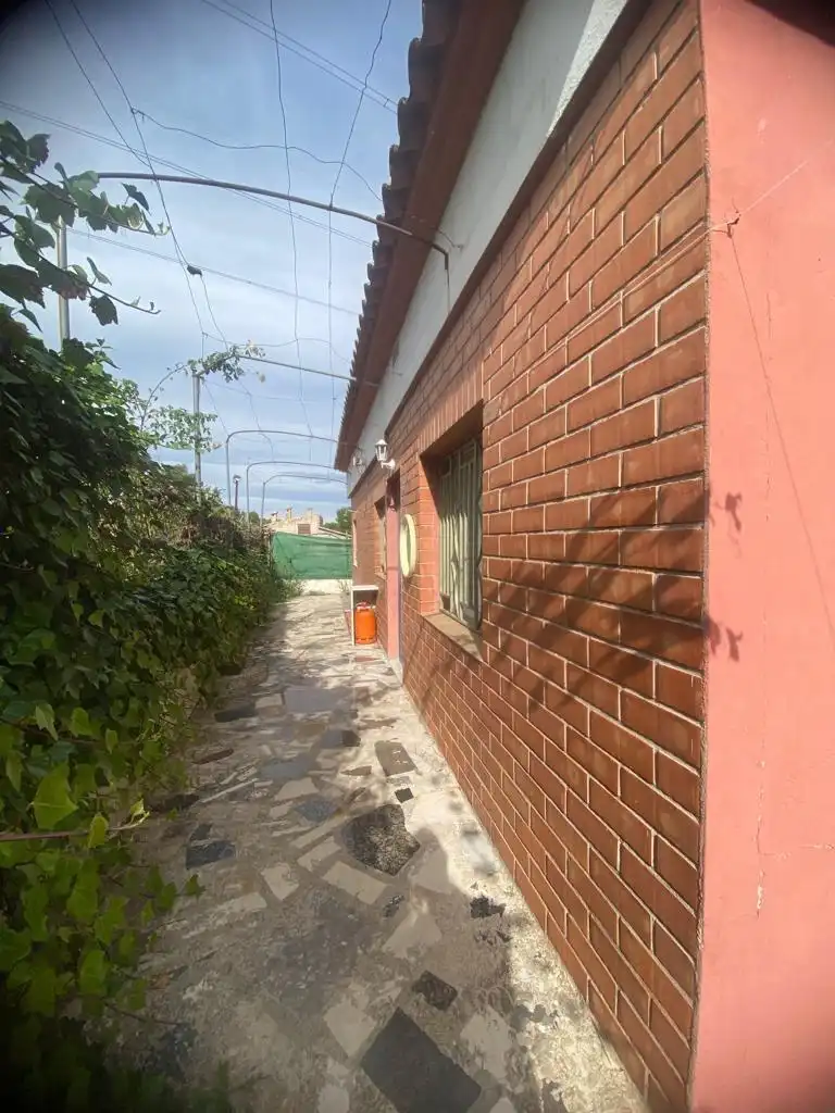 Vista exterior de Casa o xalet en venda en La Pobla de Tornesa amb Jardí privat, Terrassa i Traster