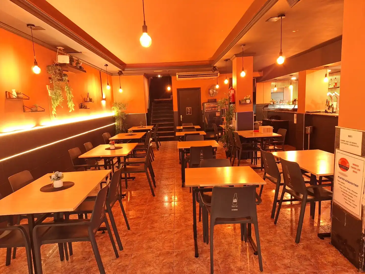 Business premises for transfer in Sant Martí, imagen 3