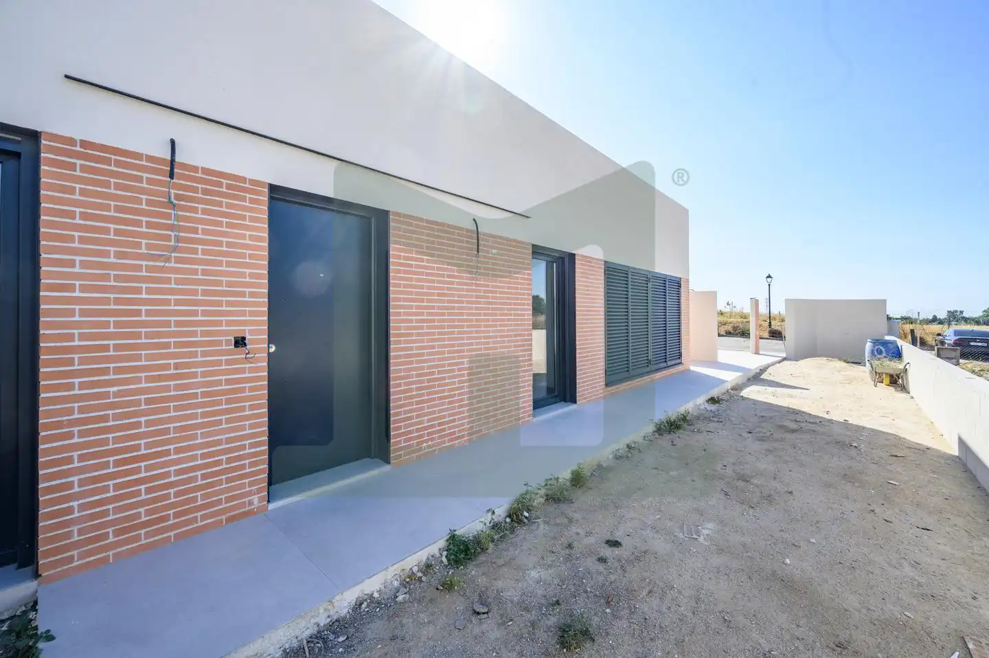 Vista exterior de Casa adosada en venta en Griñón con Calefacción, Jardín privado y Piscina