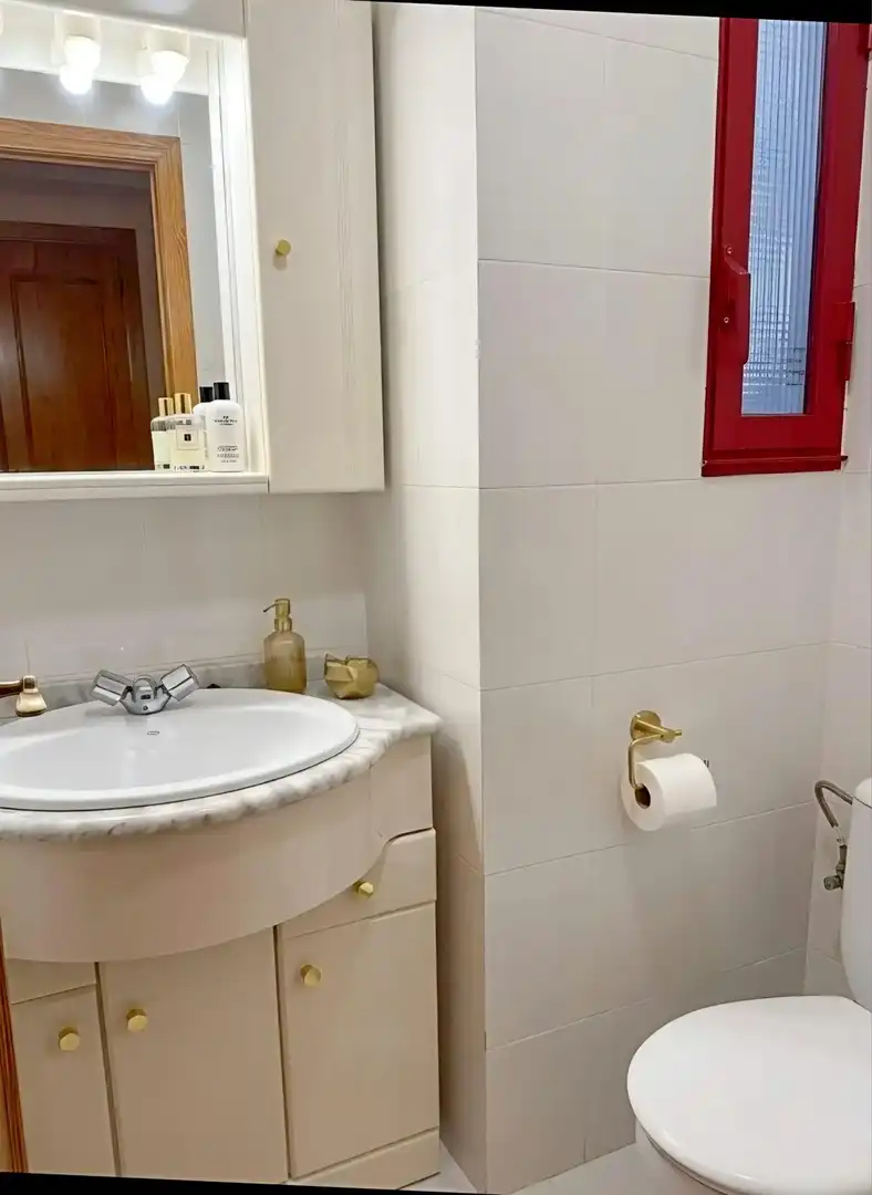 Bany de Casa adosada en venda en El Campello amb Aire condicionat, Jardí privat i Terrassa