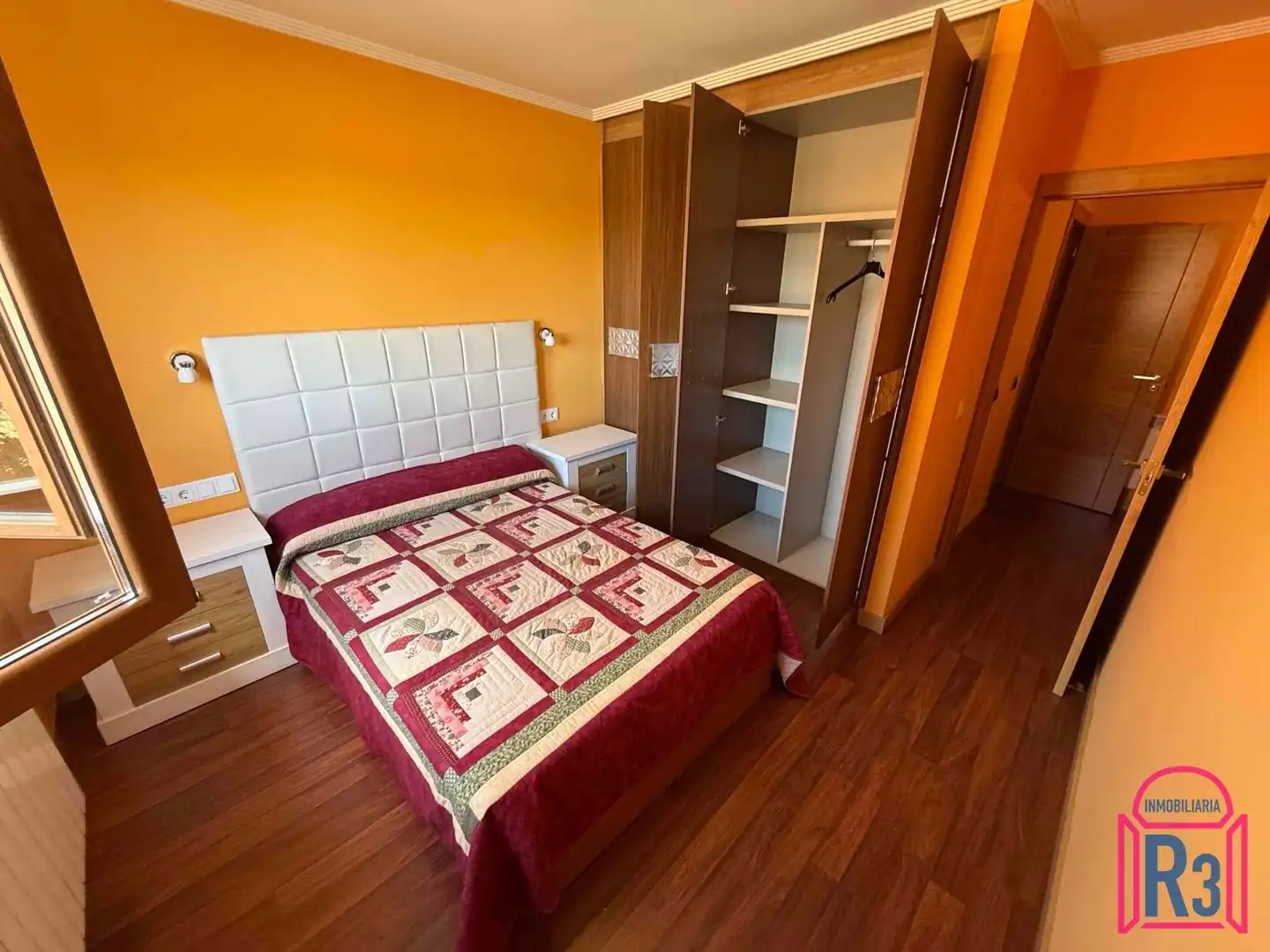 Bedroom of Houses for rent in Onzonilla  with Heating and Furnished
