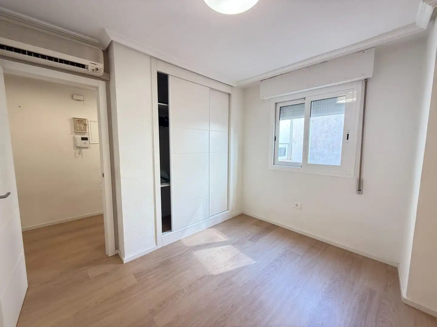 Dormitori de Apartament de lloguer en Murcia amb Aire condicionat i Calefacció