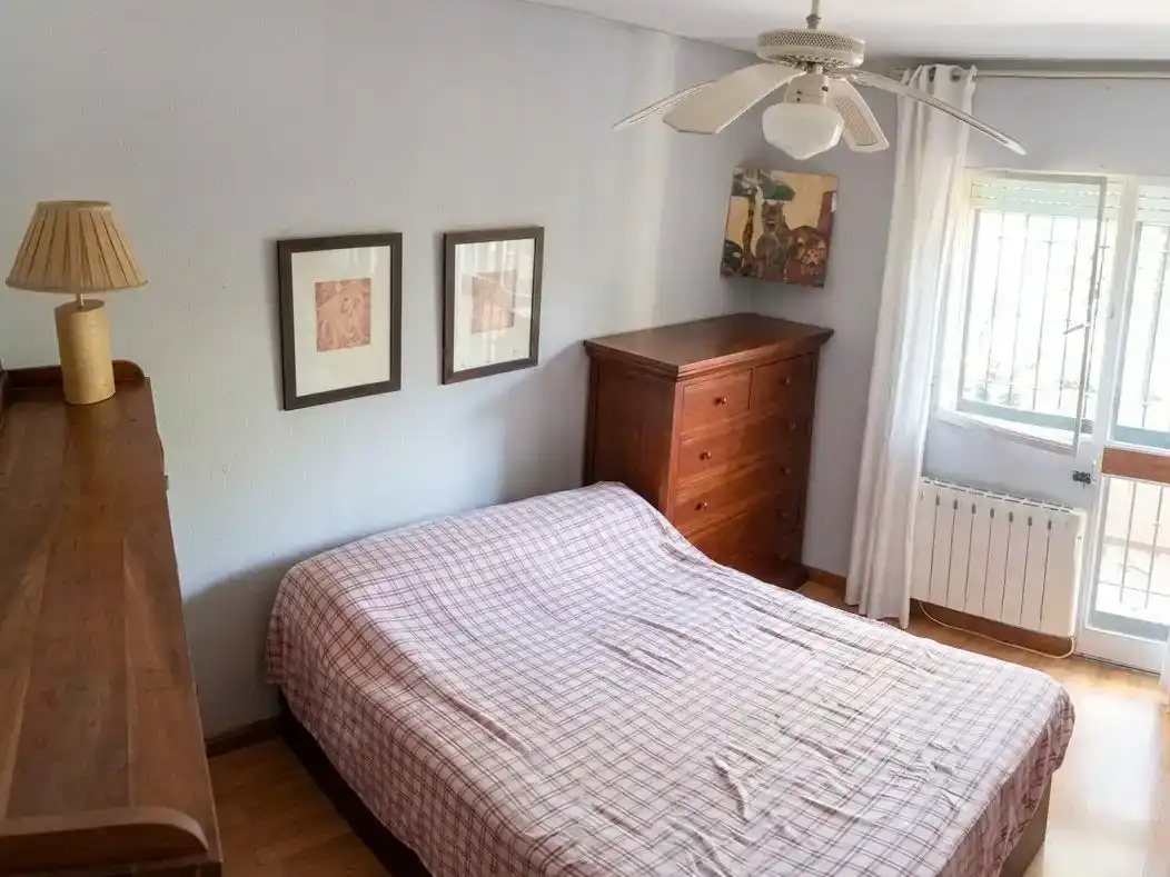 Habitación de Piso en venta en Carmona con Aire acondicionado, Jardín privado y Parquet
