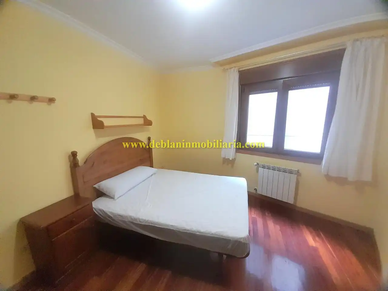 Bedroom of Flat for rent in Tomiño  with Heating and Furnished