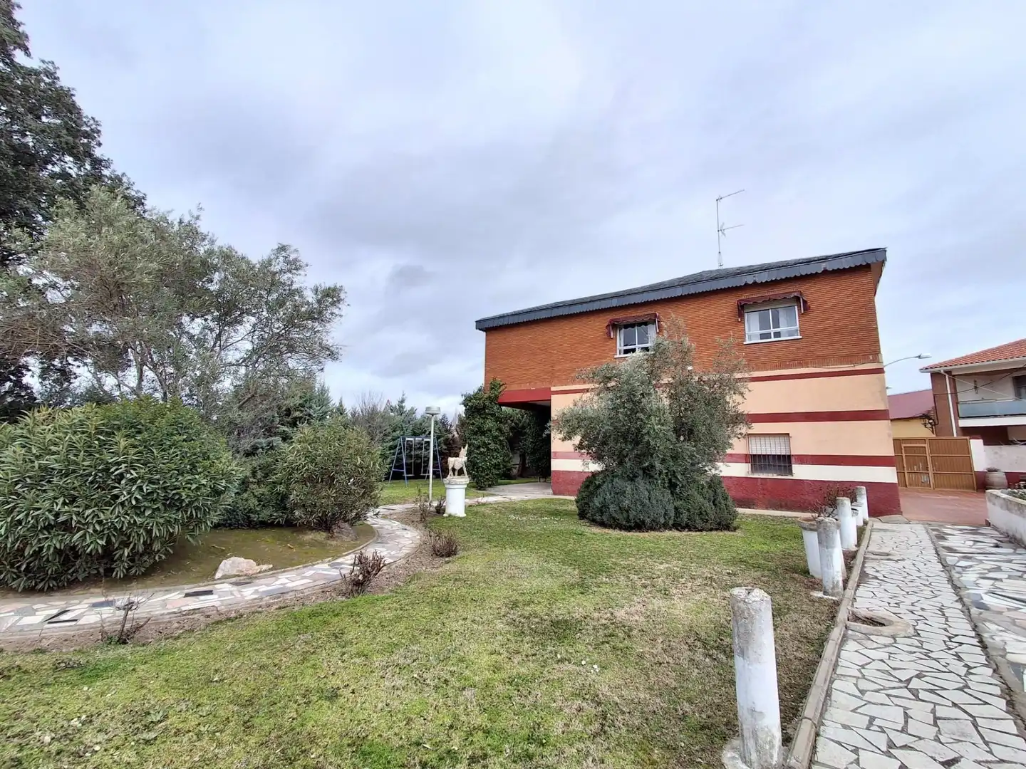 Casa con giardino in vendita a Carretera Aldeamayor, imagen 5