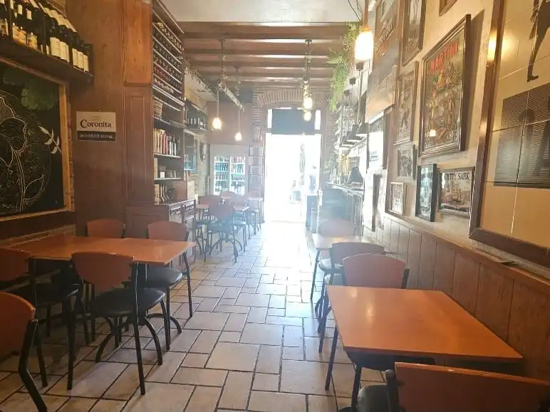 Local comercial en traspàs a Plaça Ocata 9, imagen 7