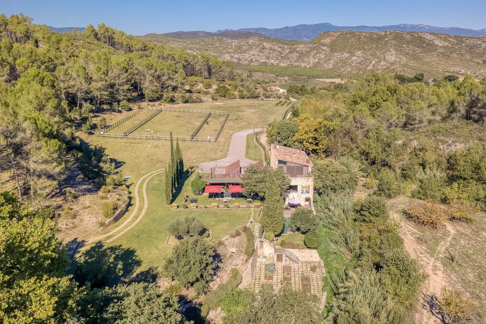 Jardín de Finca rústica en venta en Boadella i les Escaules con Calefacción, Jardín privado y Terraza