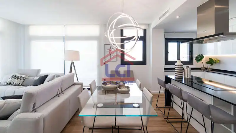 Apartamento en venta en Playa de Poniente, imagen 2
