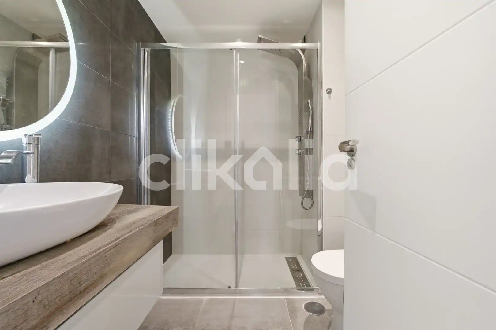 Bathroom of Flat for rent in Fuenlabrada  with Heating and Terrace