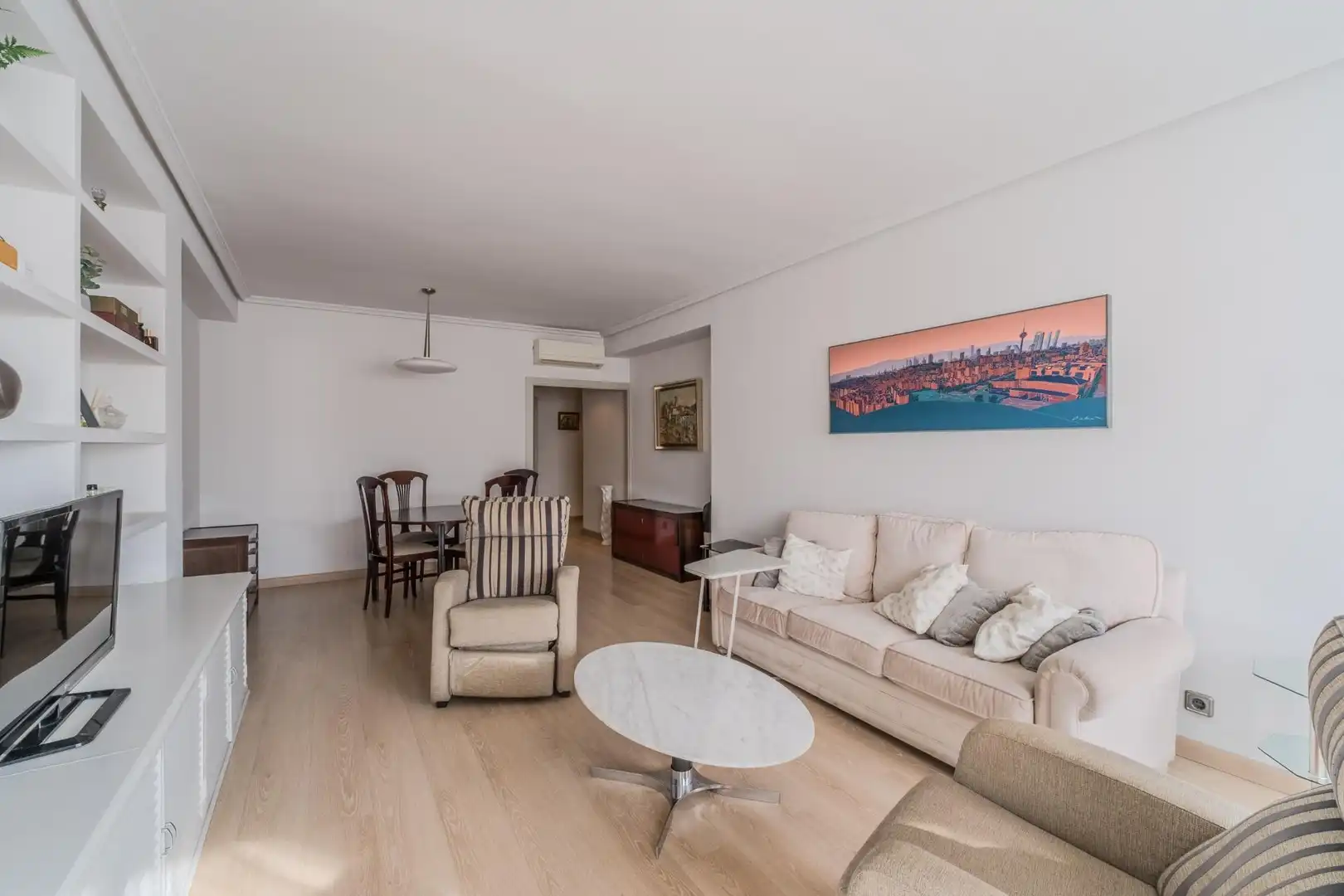Sala de estar de Piso en venta en Madrid con Aire acondicionado, Calefacción y Amueblado