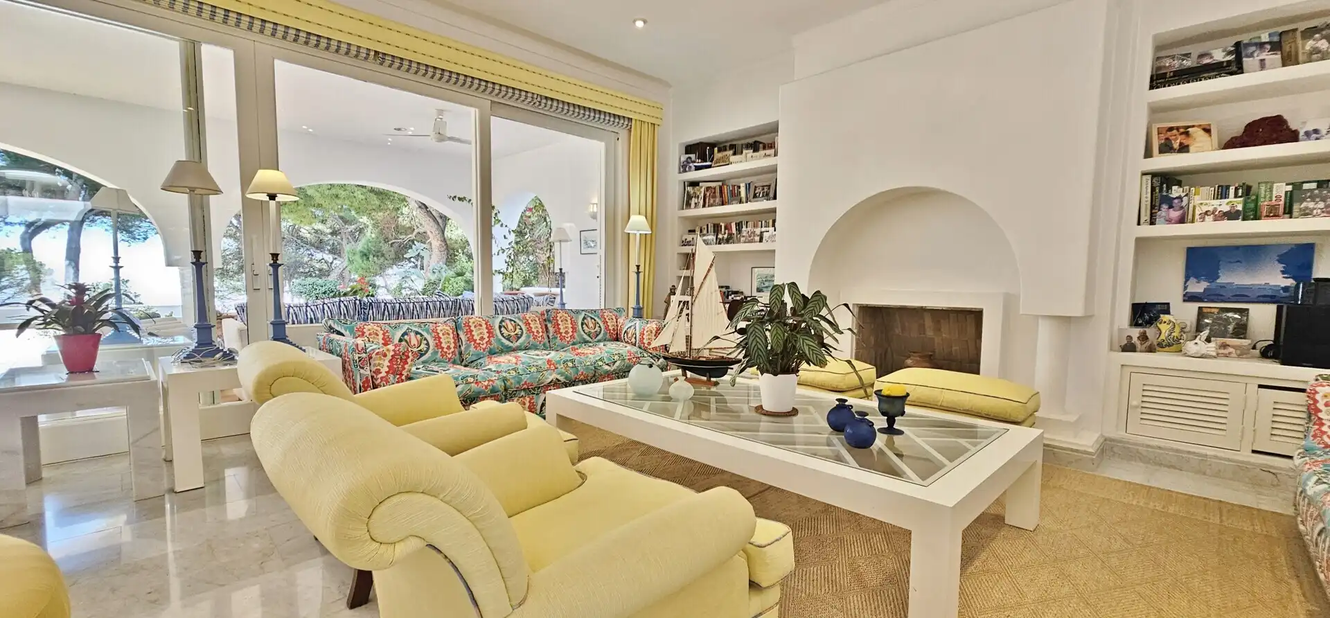 Sala d'estar de Casa o xalet en venda en Santanyí amb Jardí privat, Terrassa i Piscina