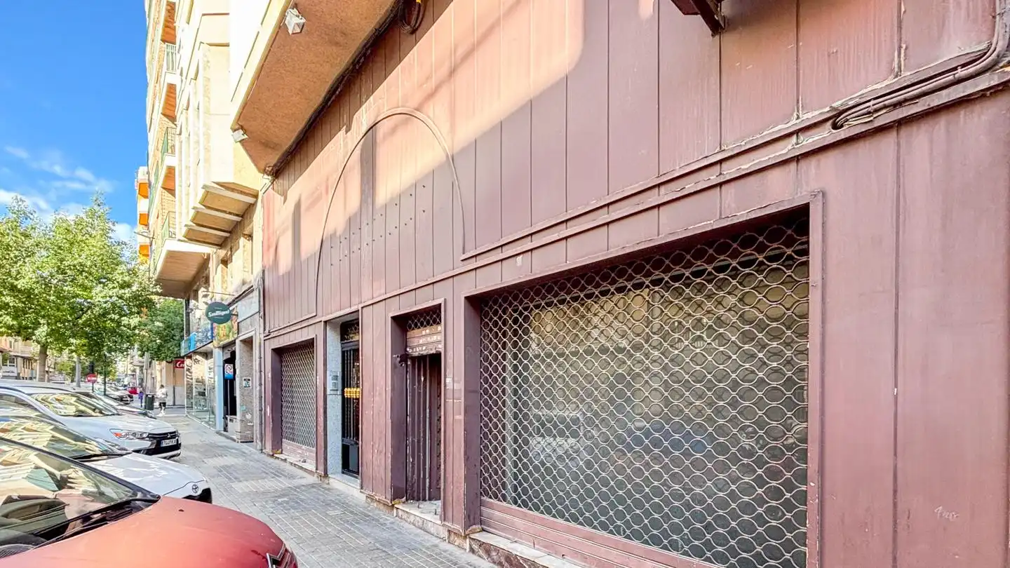 Vista exterior de Local en venta en Elche / Elx con Aire acondicionado