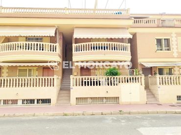 Bungalow en venta en Calle Calle de Rafael Alberti, 29