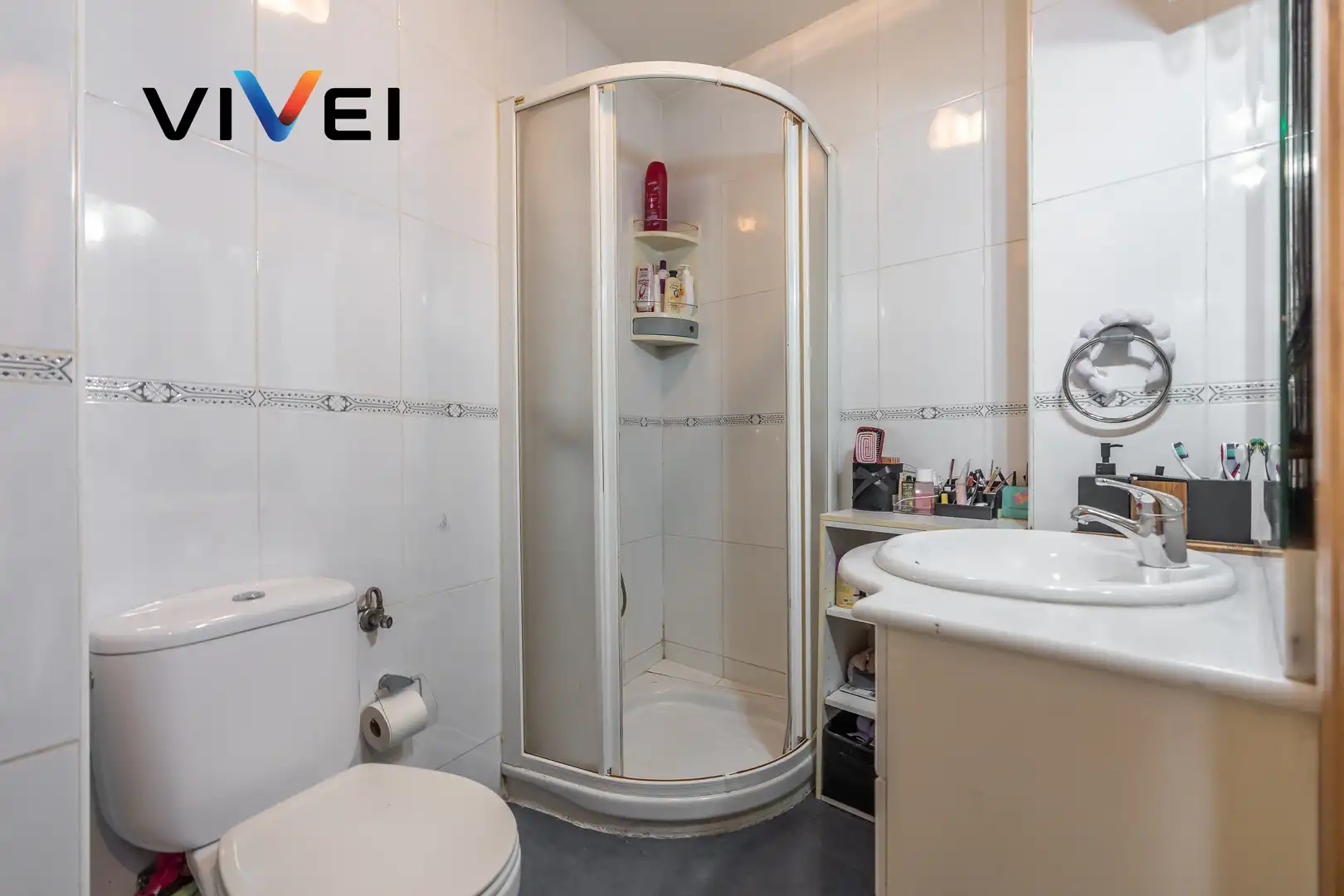 Bathroom of Flat for sale in Madrid  with Heating and Balcony